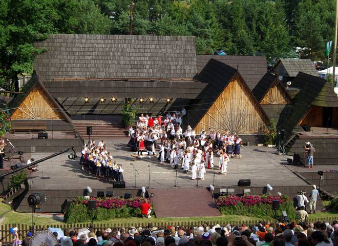 Obrázok sekcie Folklórne slávnosti pod Poľanou