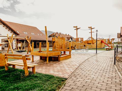 dsc0982-2048px.jpg
